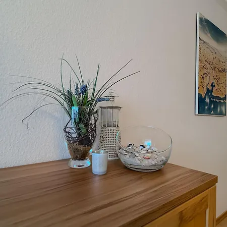 Apartment Schiffsblick - *